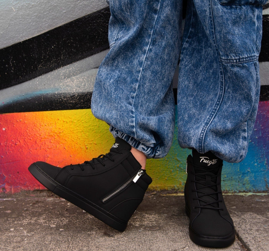 All Black Wedge | Fuego Shoes